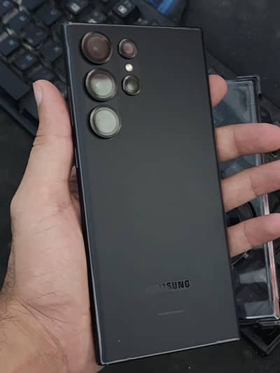 Samsung S23 Ultra - 12/256GB Non-PTA With Box