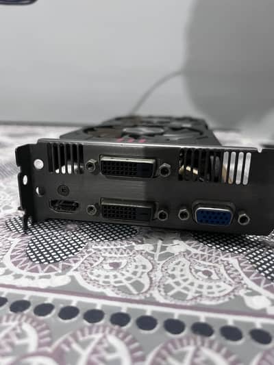 GTX 750 ti 2 GB DDR5  2 fan wala
