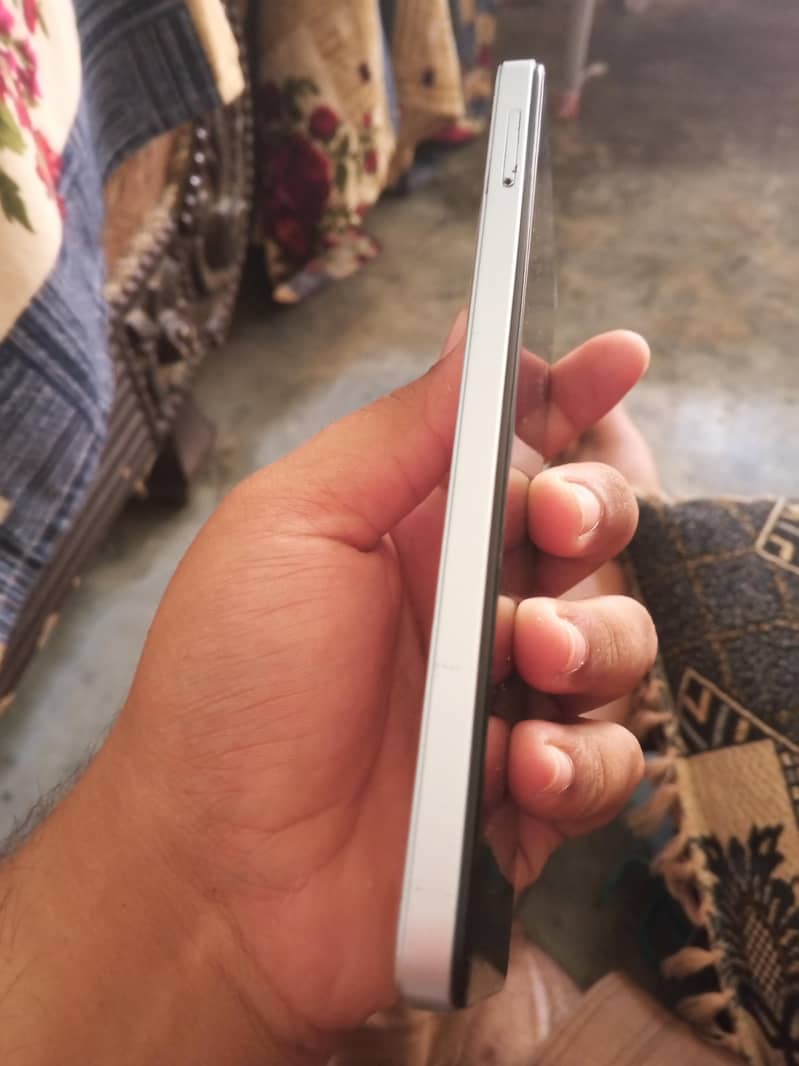 tecno 4