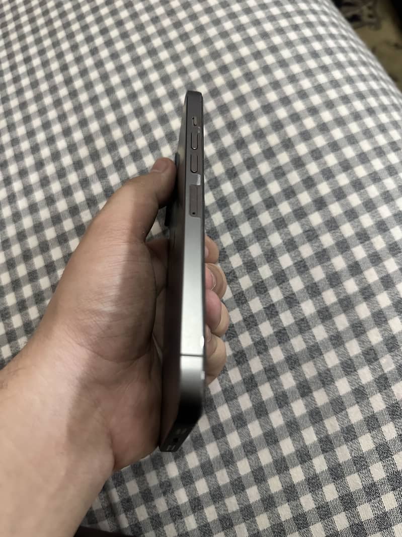 13 Pro Max 2