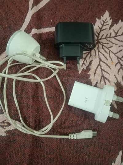 pack of 3 chargers