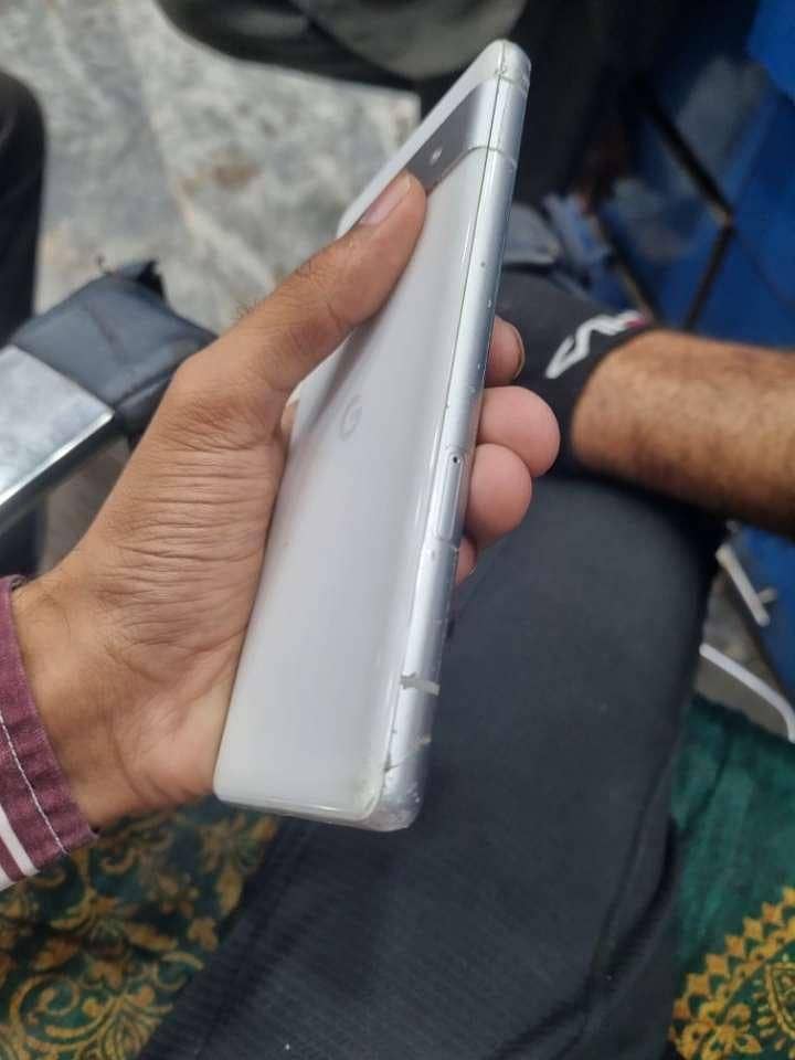 google pixel 7a 2