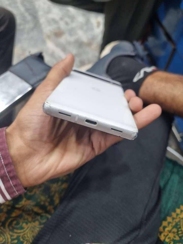 google pixel 7a 4
