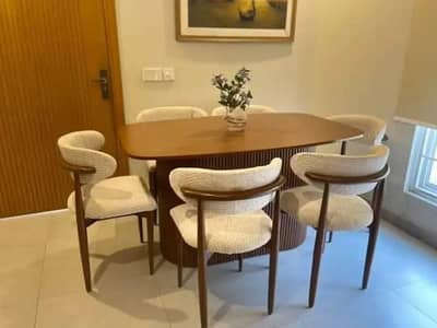 Modern Dining Table Luxury Wooden Dining Table Elegant 6-Seater Dining
