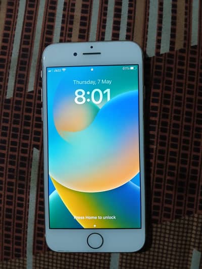 Apple iPhone 8