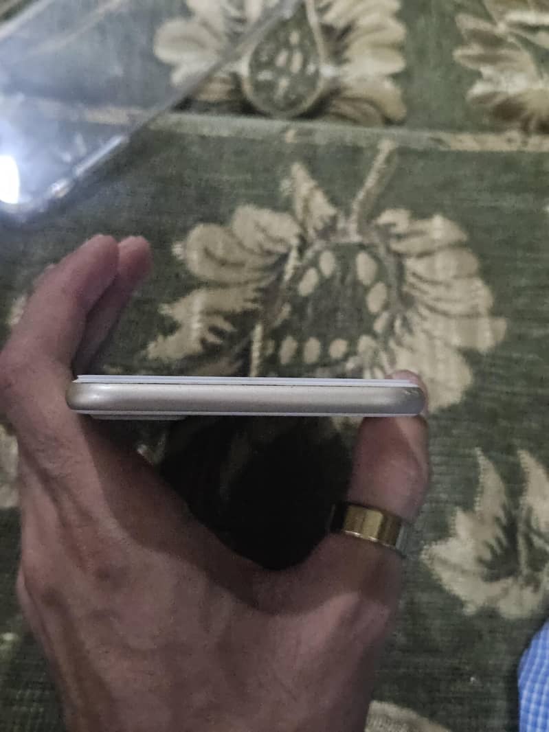 iphone 7plus 4