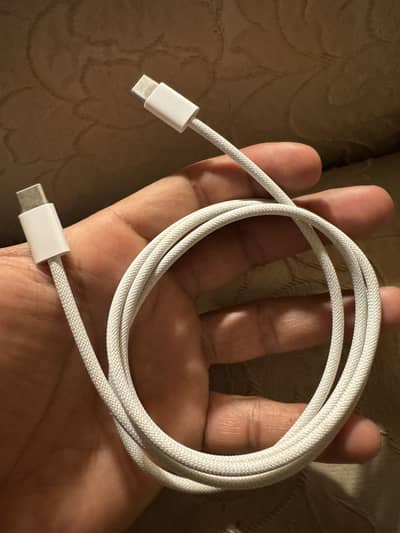 Iphone 15 pro max cable 100% genuine