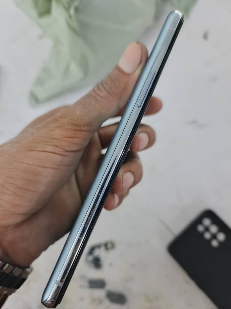 OnePlus 8t Plus 4