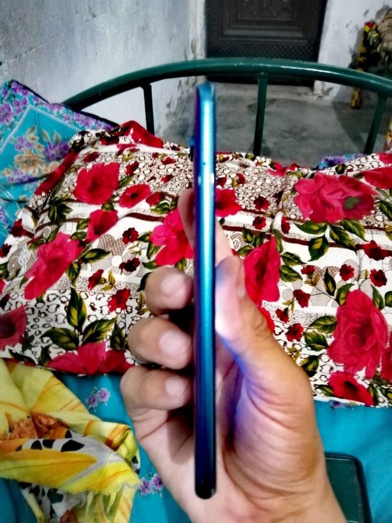 Honor 10 4