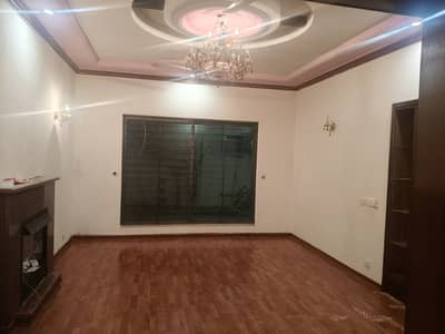 10 Marla well maintained beautiful house available for rent in DHA phase 4
