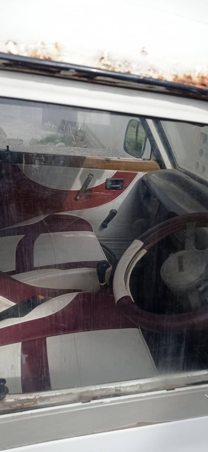 Suzuki bolan 1