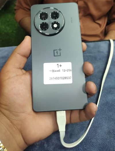 One Plus 13R ace5