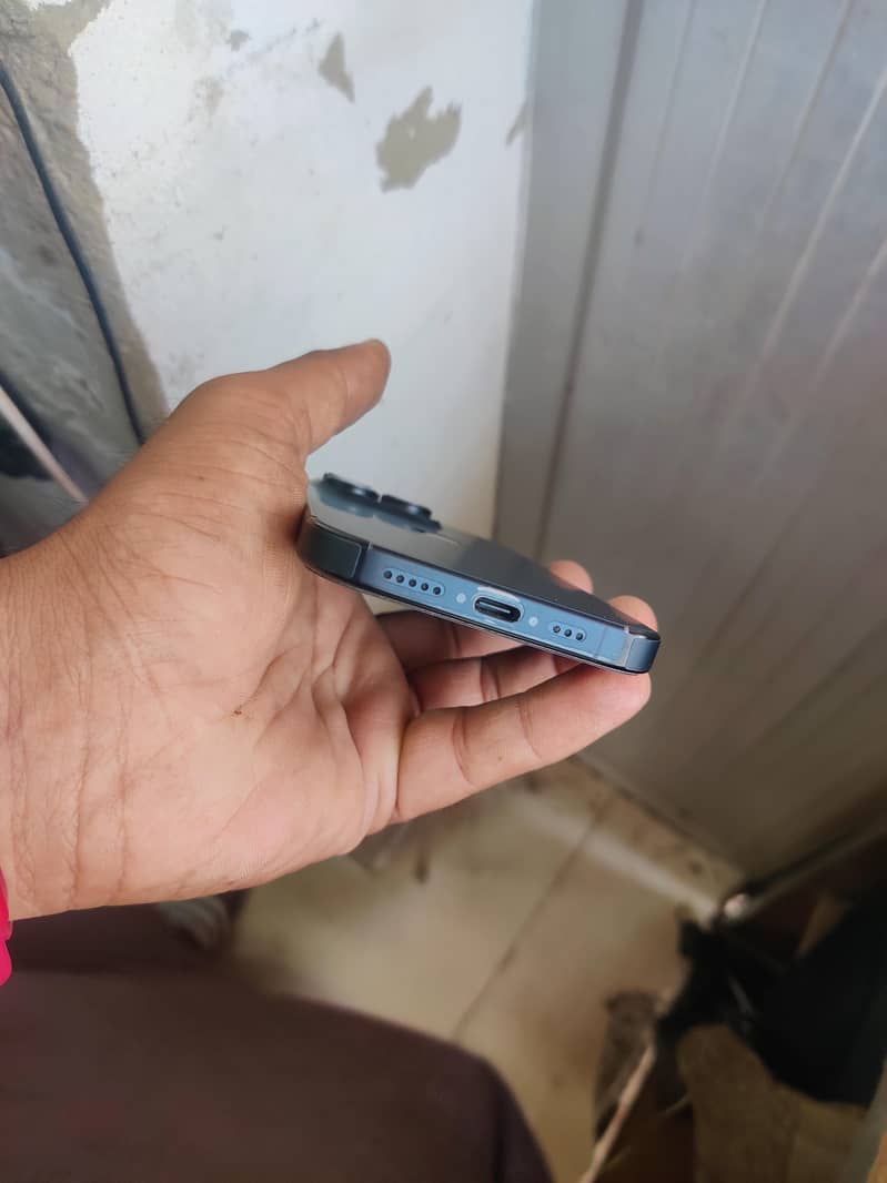 Iphone 16 pro I cloud lock 1