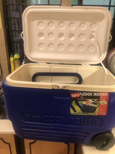 Water chiller box-Igloo