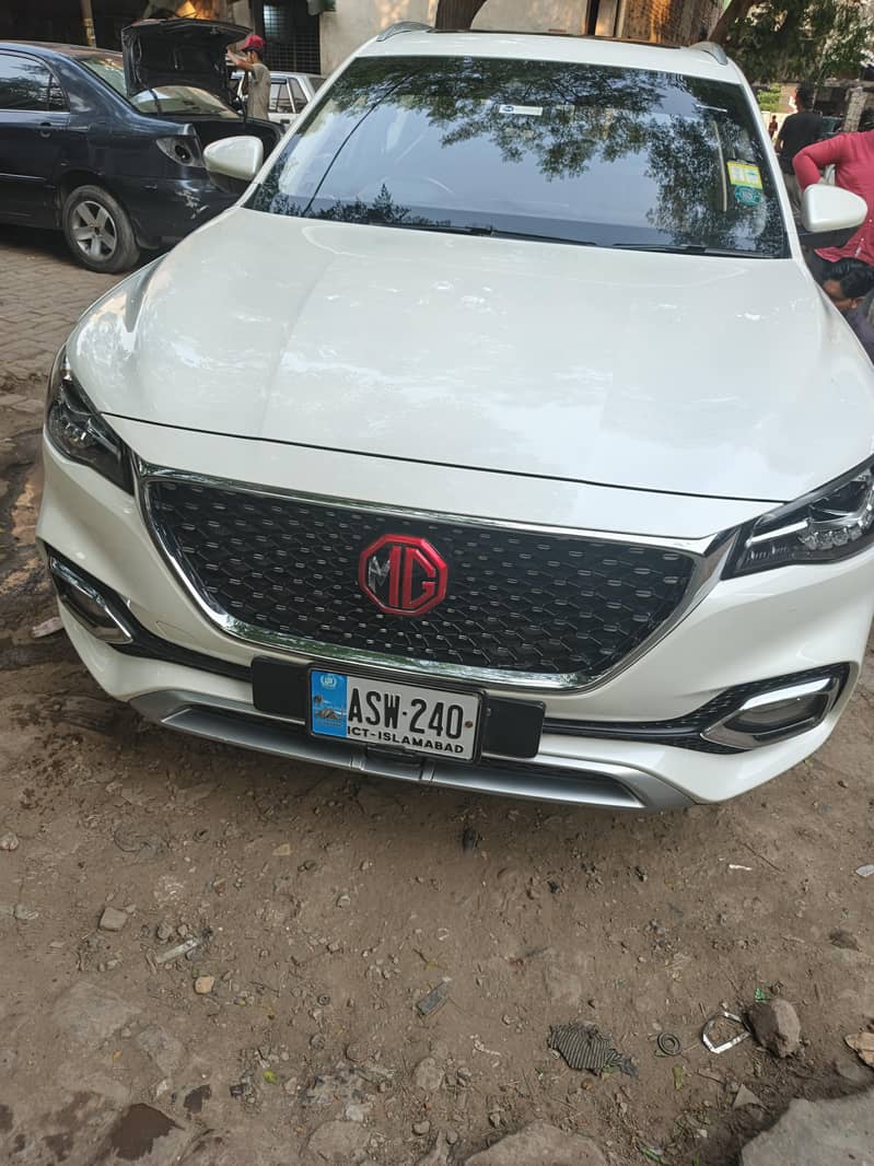 MG HS 5