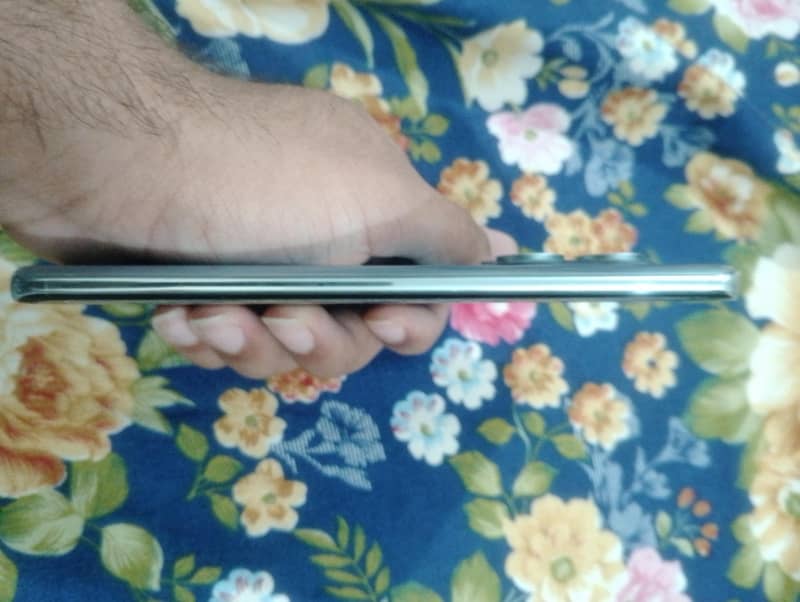 Redmi note 14 pro 4