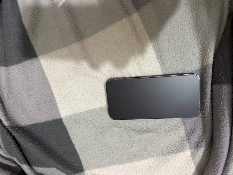 Iphone 14 pro max 1