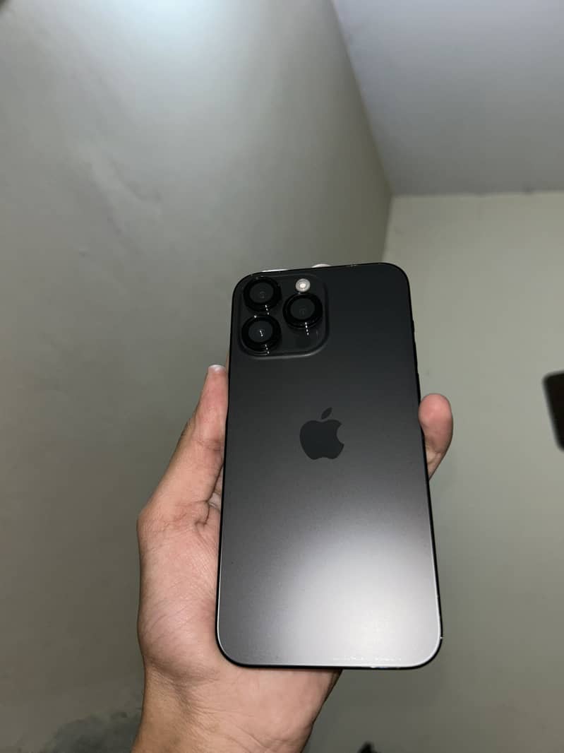 Iphone 14 pro max 5