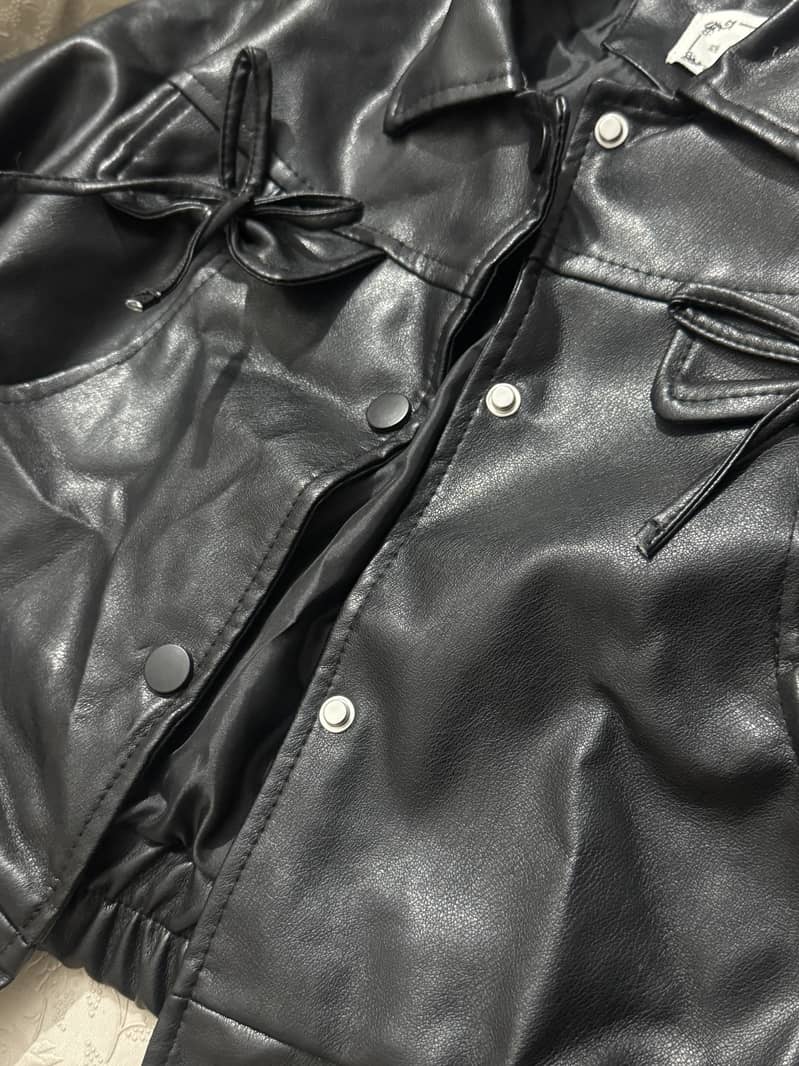 Leather jacket 3