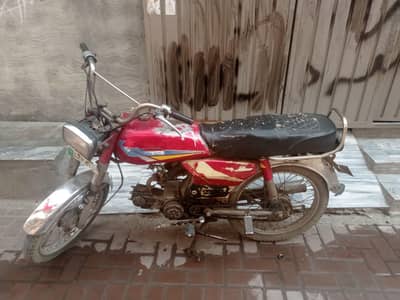 shorab 70cc bike bus engine ka kam hona ha call only WhatsApp