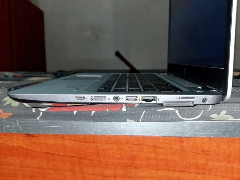 HP Laptop Eitebook 13