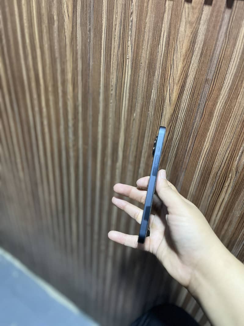 Iphone 13 2