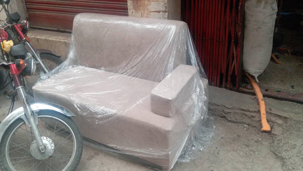 New Designer Sofa Set 0