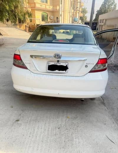 Honda city 2004