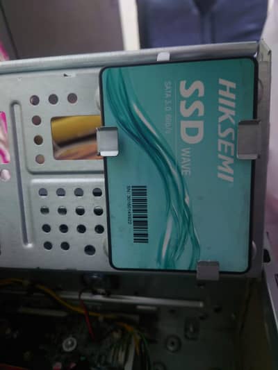 Brand New Hiksemi 256gb SSD 7 days use for check