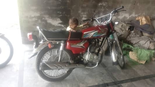 Honda cg 125 red couler