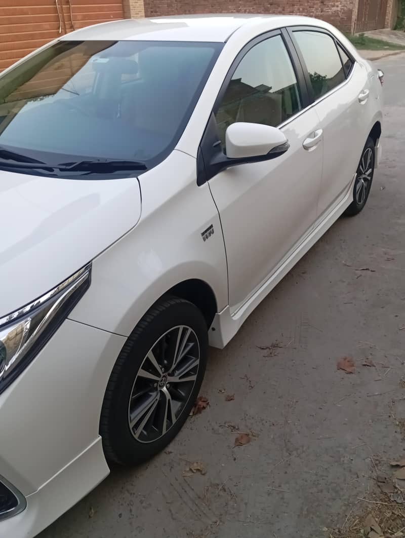 Corolla Altis 1.6 Automatic 2