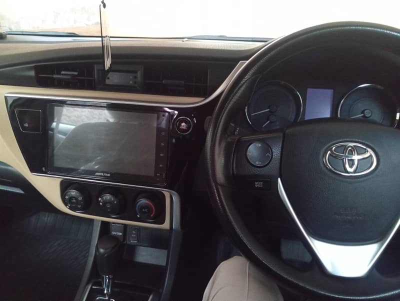 Corolla Altis 1.6 Automatic 6