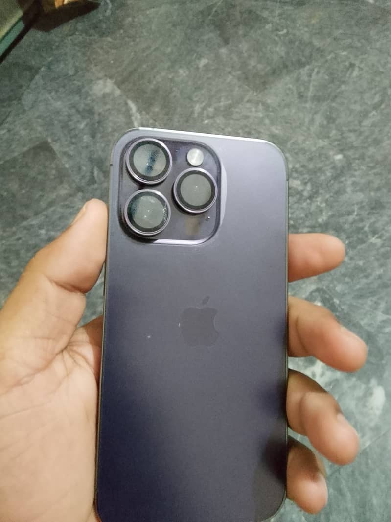 14 pro 4