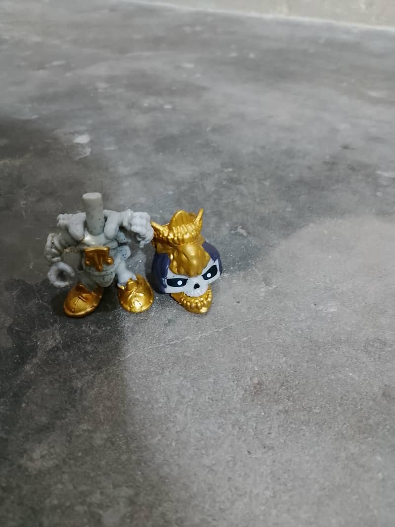 toy skeleton 1
