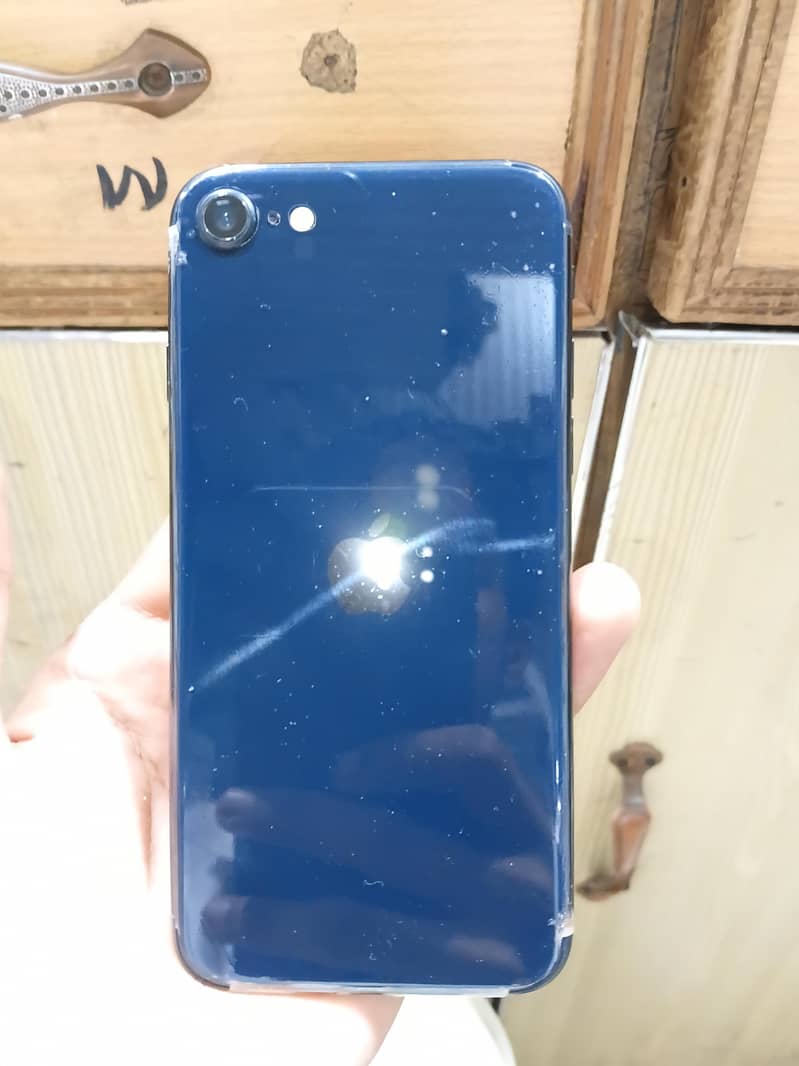 Iphone se 3rd  generation 03460408724 0