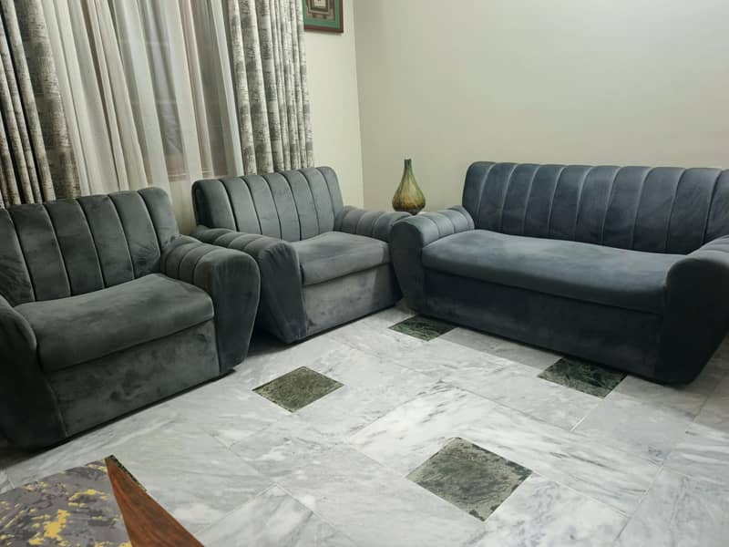 2+2 sofa set 1