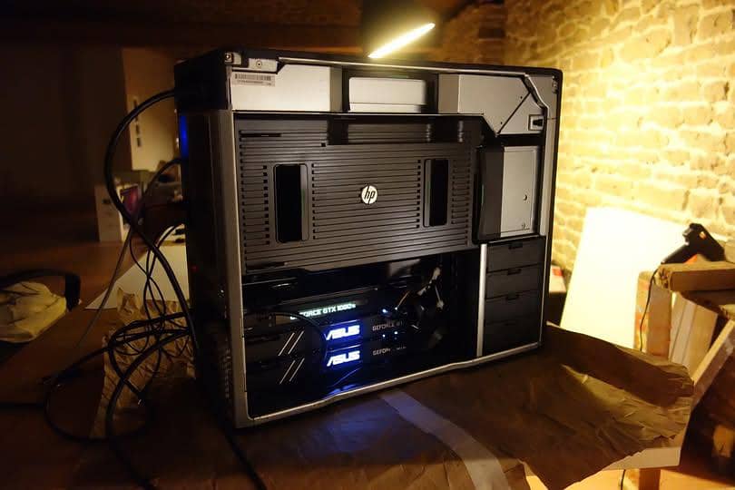 Hp 820 Workstation 4