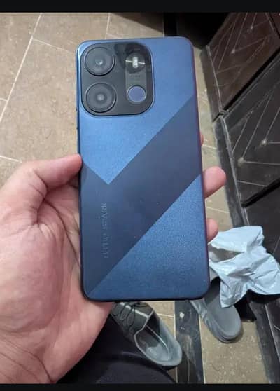 Tecno Spark Go 2023 For Sale – Box Available – Urgent Sale