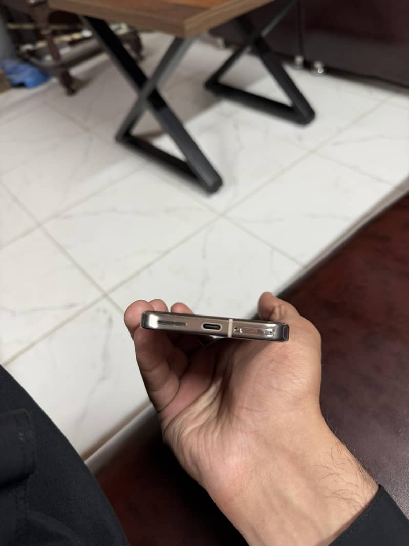 Google pixel 9 Pro 3