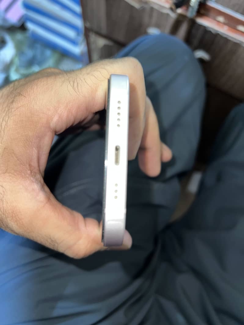 Iphone 13 3