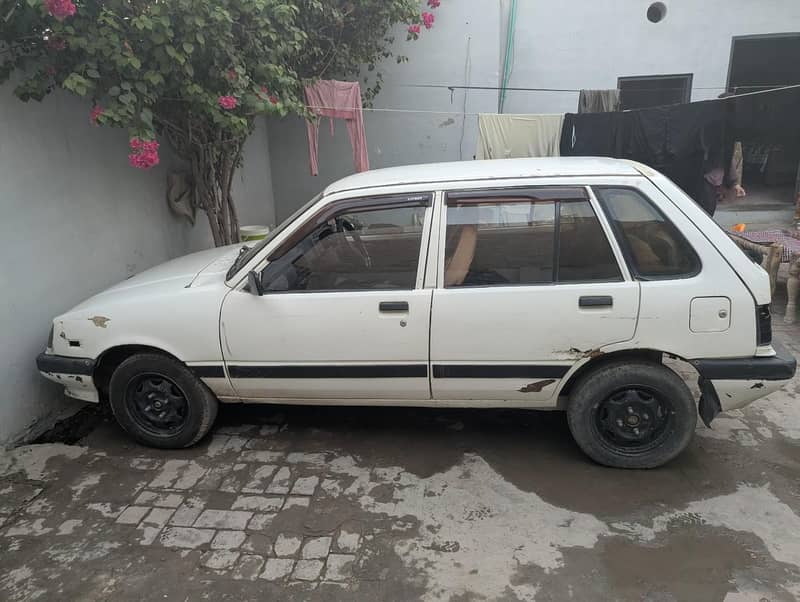 Suzuki Khyber 1