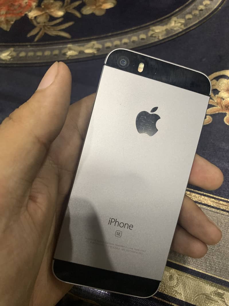 Iphone se 4