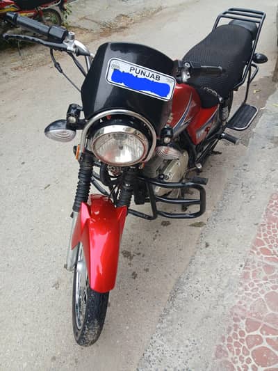 Suzuki GS 150