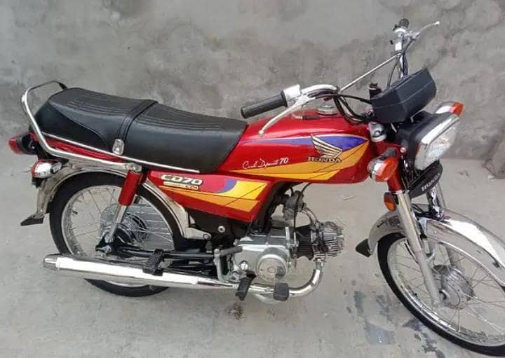 ہونڈا سی ڈی 70 بائک فار سیل گڈ کنڈیشن ڈاکومنٹ کلیئر انجن جینین 3