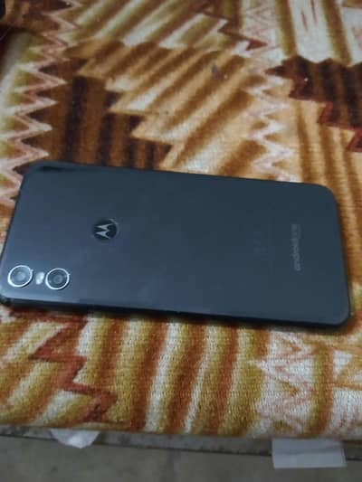 Motorola one 4gb ram 64gb