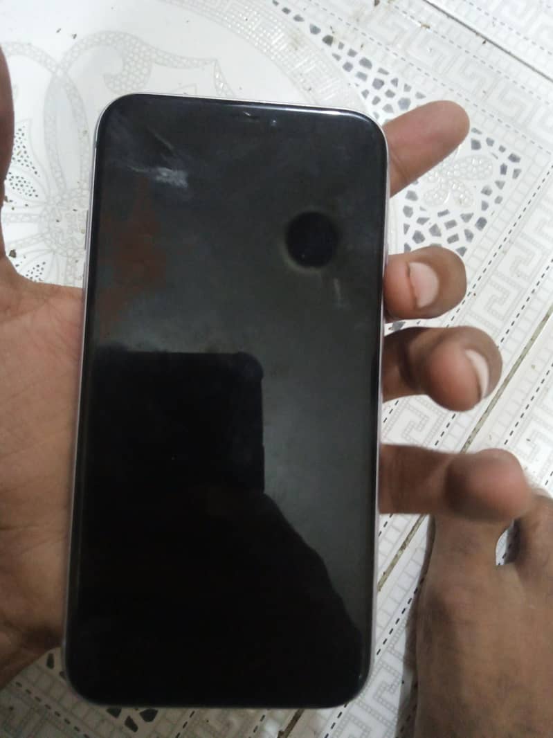 1phone11 1