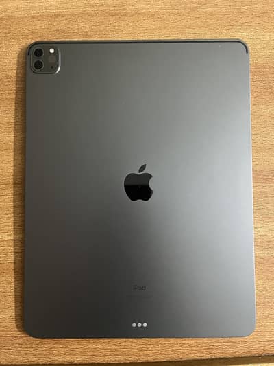 iPad Pro 12.9-inch M1 (5th Generation, 2021)