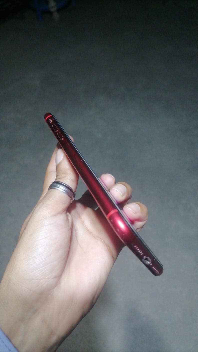 Apple iPhone 11 3