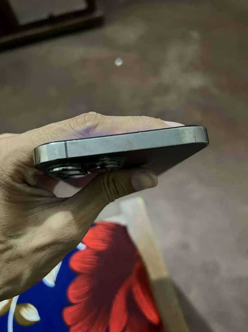 iPhone 13 Pro Max 3