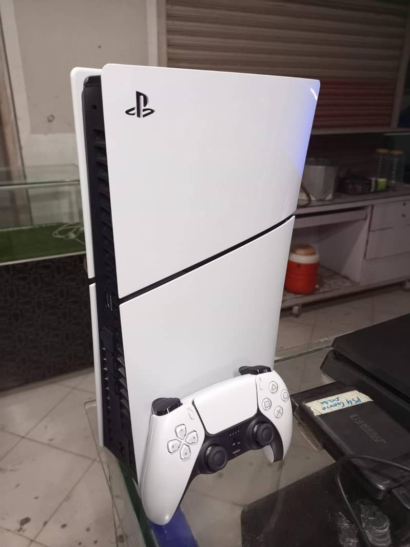 PS5 Slim 1TB 2